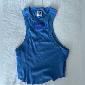 Boys lie blue tank
